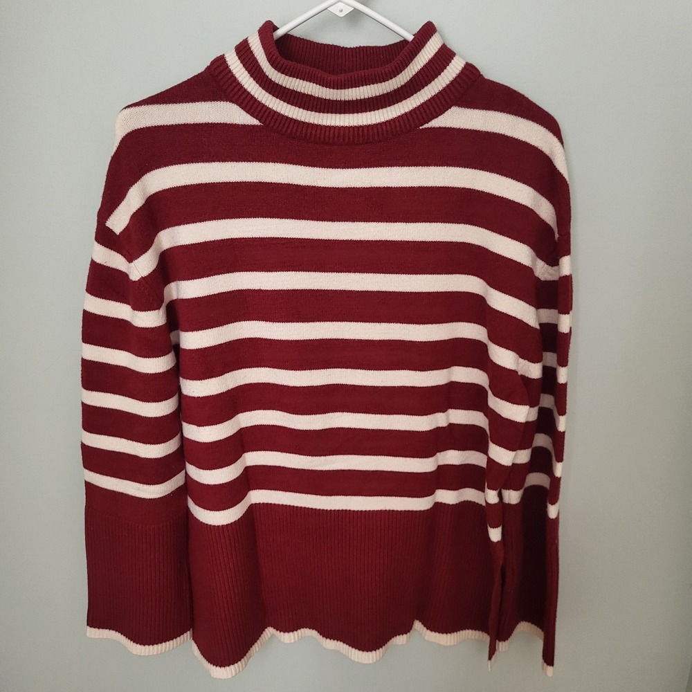 Women Medium Turtleneck Long Sleeve Striped Side Slit Maroon White Sweater